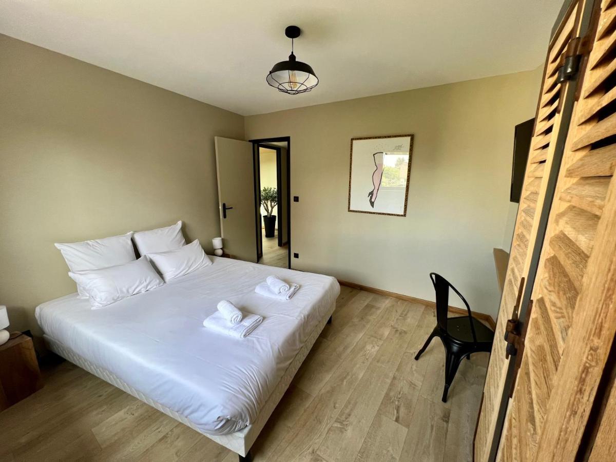נבר Le Loft Manhattan, En Centre Ville, Proche Sainte Bernadette Avec Parking, Primo C0Nciergerie מראה חיצוני תמונה